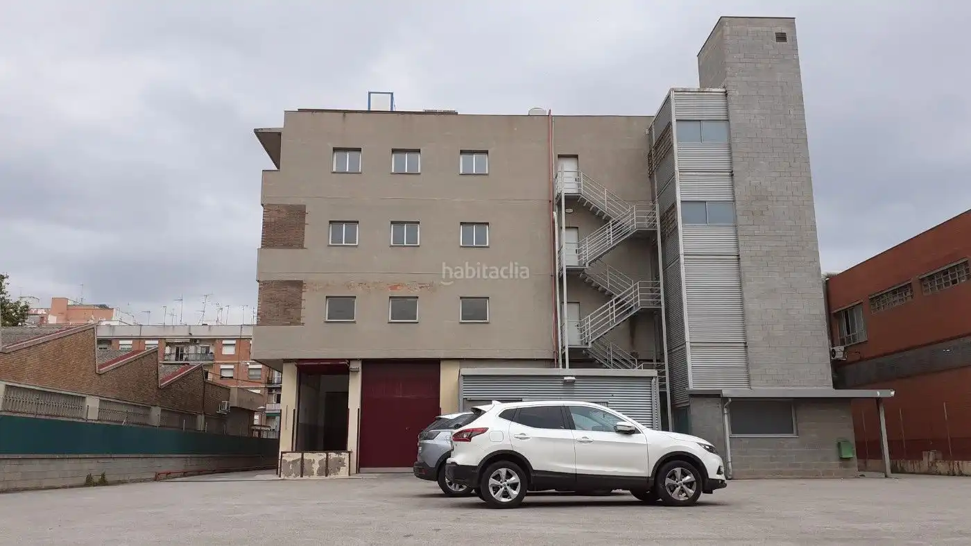 Nave industrial en alquiler en Santa Eulàlia
