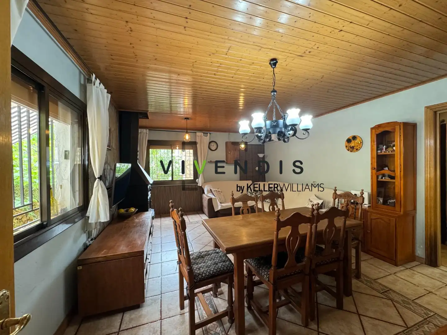 Comedor de Finca rústica en venta en Corbera de Llobregat