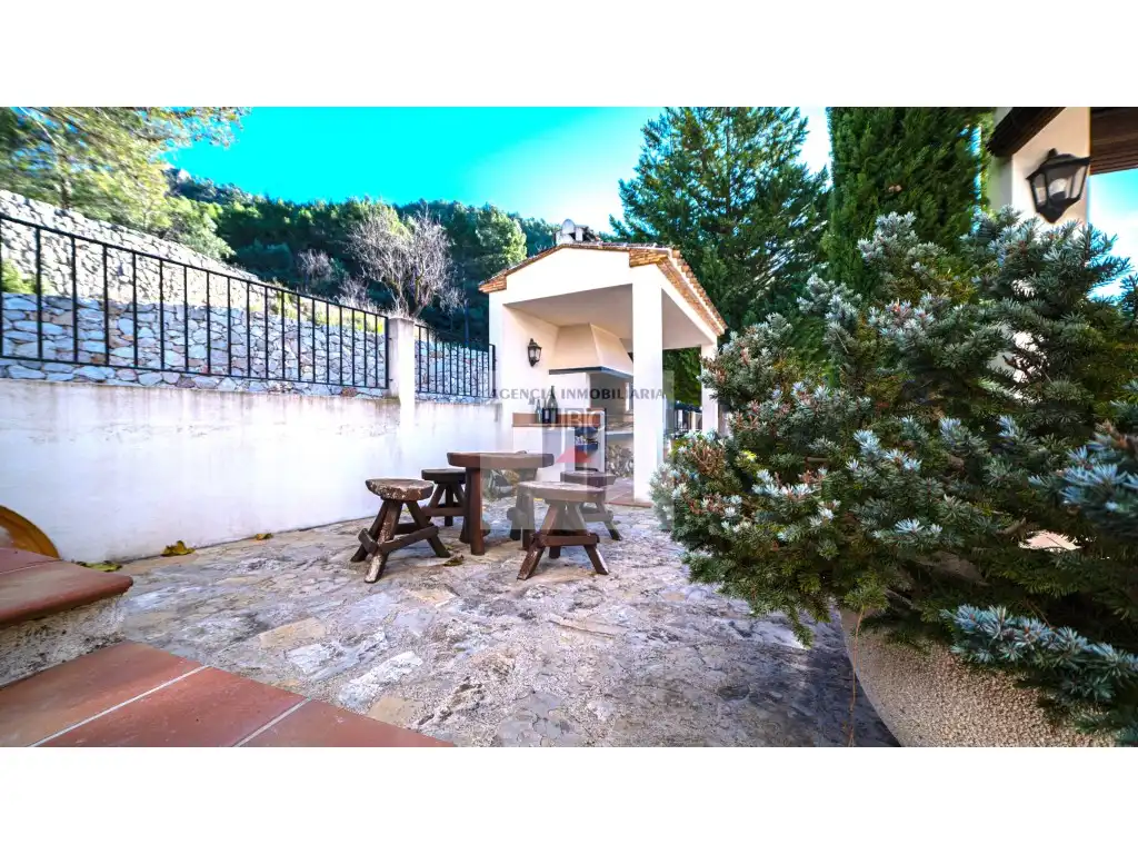 Jardí de Finca rústica en venda en Alcoy / Alcoi amb Jardí privat, Traster i Piscina