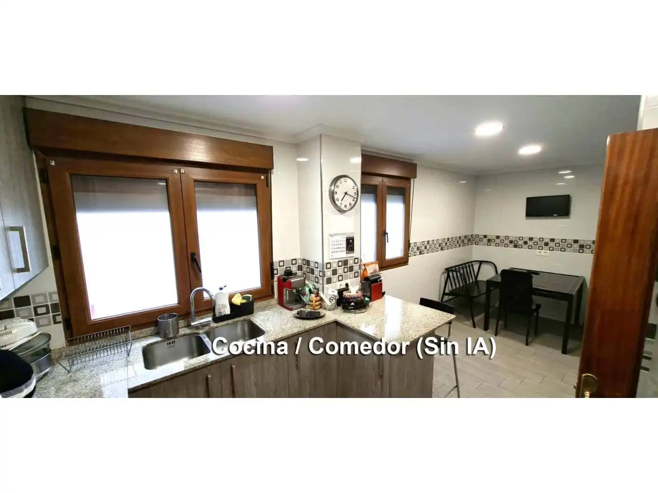 Piso con ascensor en venta en Calle Teodoro Cuesta 23, imagen 2