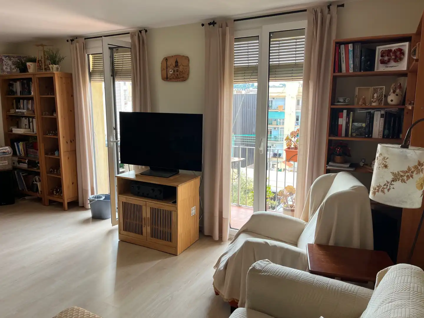 Piso con balcón en venta en Ronda de Sant Pau 75, imagen 2
