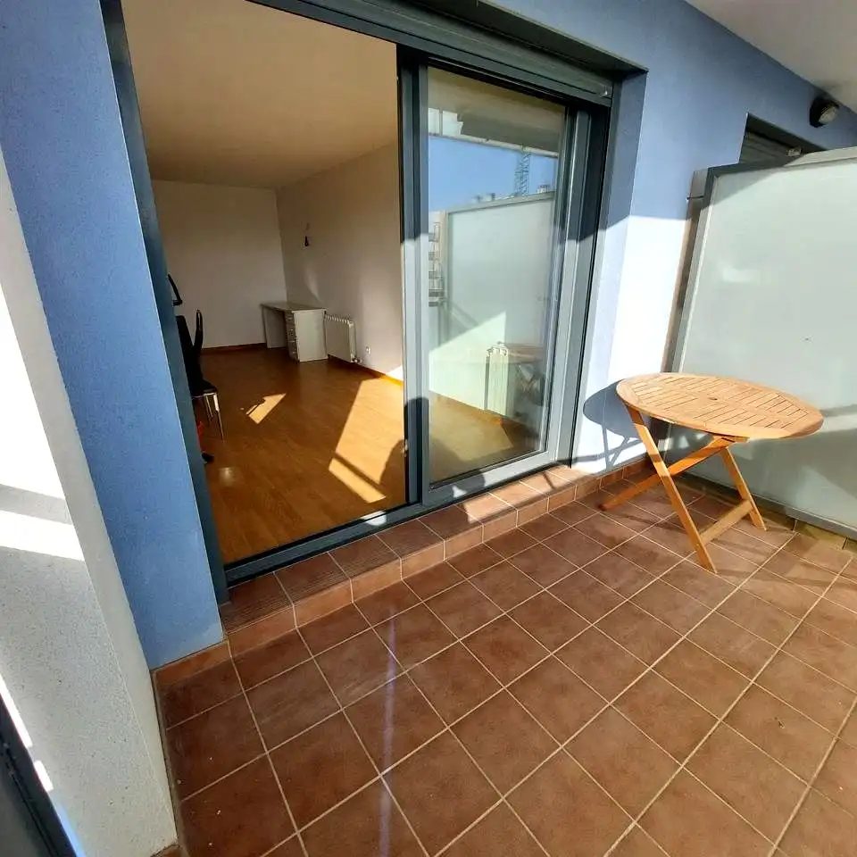 Terraza de Piso en venta en Vilafranca del Penedès con Calefacción, Parquet y Terraza