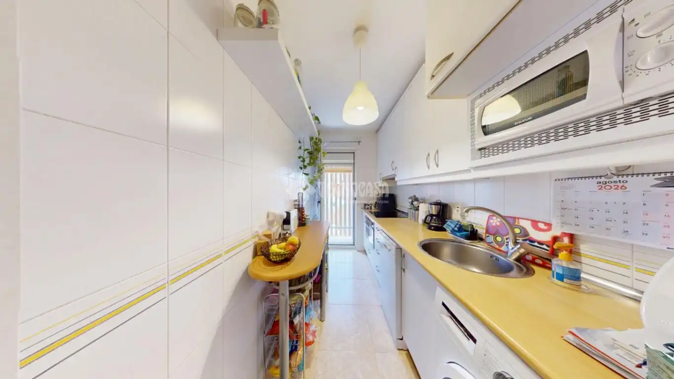 Küche von Wohnung zum Verkauf in Azuqueca de Henares mit Klimaanlage und Heizung