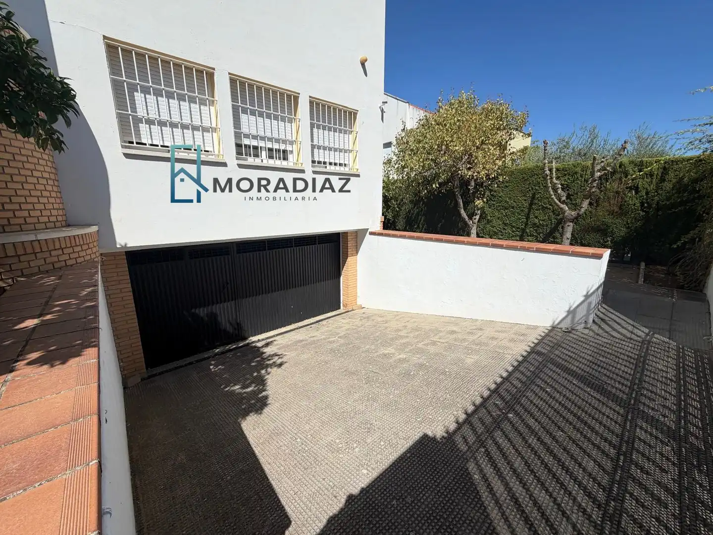 Exterior view of Detached homes for sale in Villanueva de la Serena  with Air Conditioner, Heating and Private garden