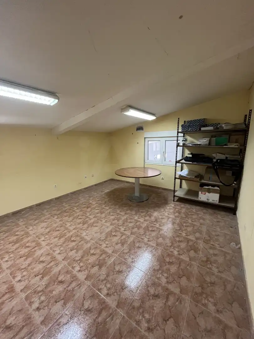 Commercial properties for rent in Pobladura de Pelayo García