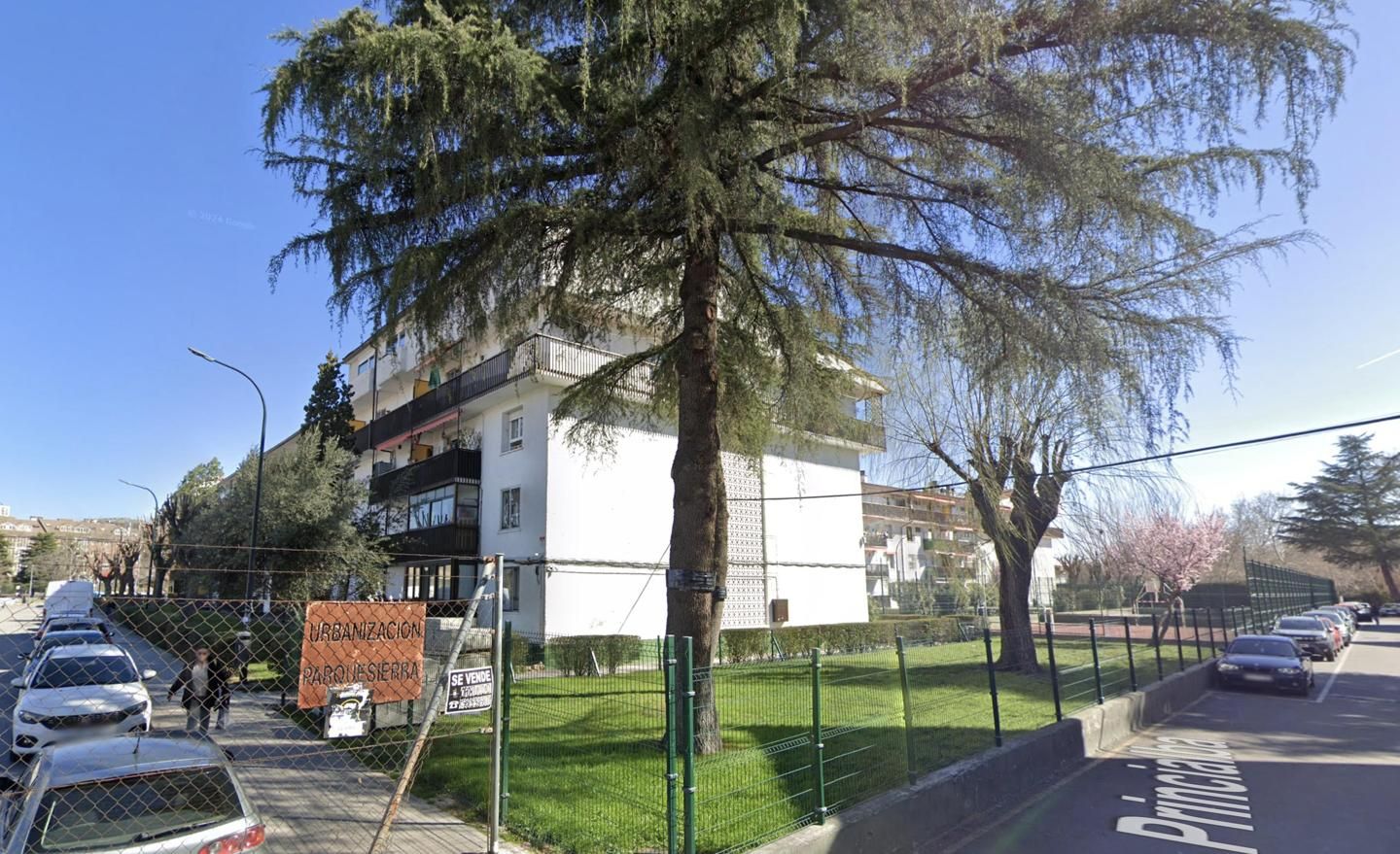 Exterior view of Flat for sale in Collado Villalba  with Terrace, Swimming Pool and Community pool
