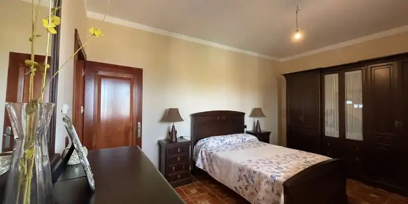 Dormitori de Casa o xalet en venda en Loja amb Aire condicionat, Jardí privat i Terrassa