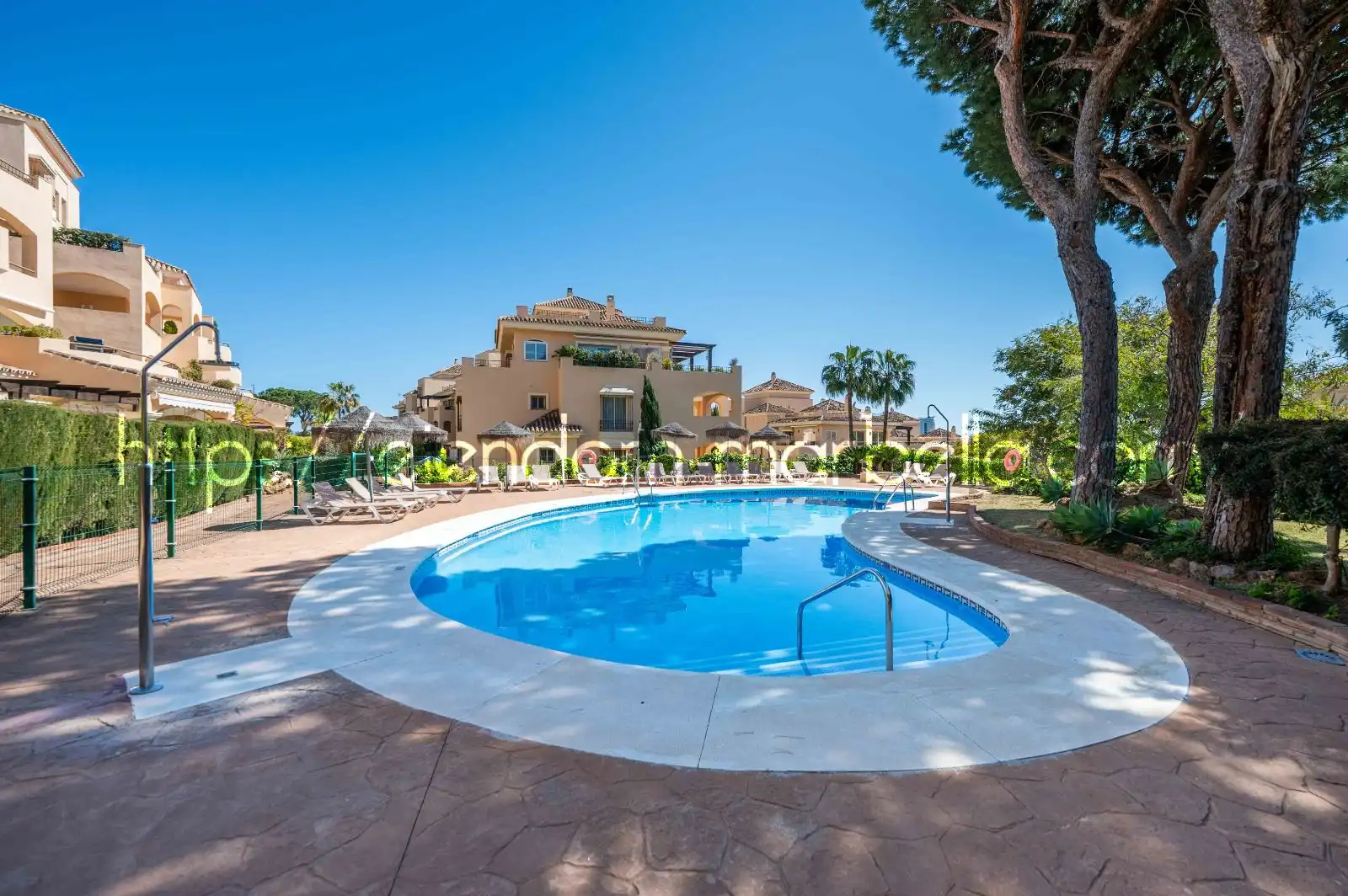Jardín de Apartamento en venta en Marbella con Aire acondicionado, Terraza y Amueblado