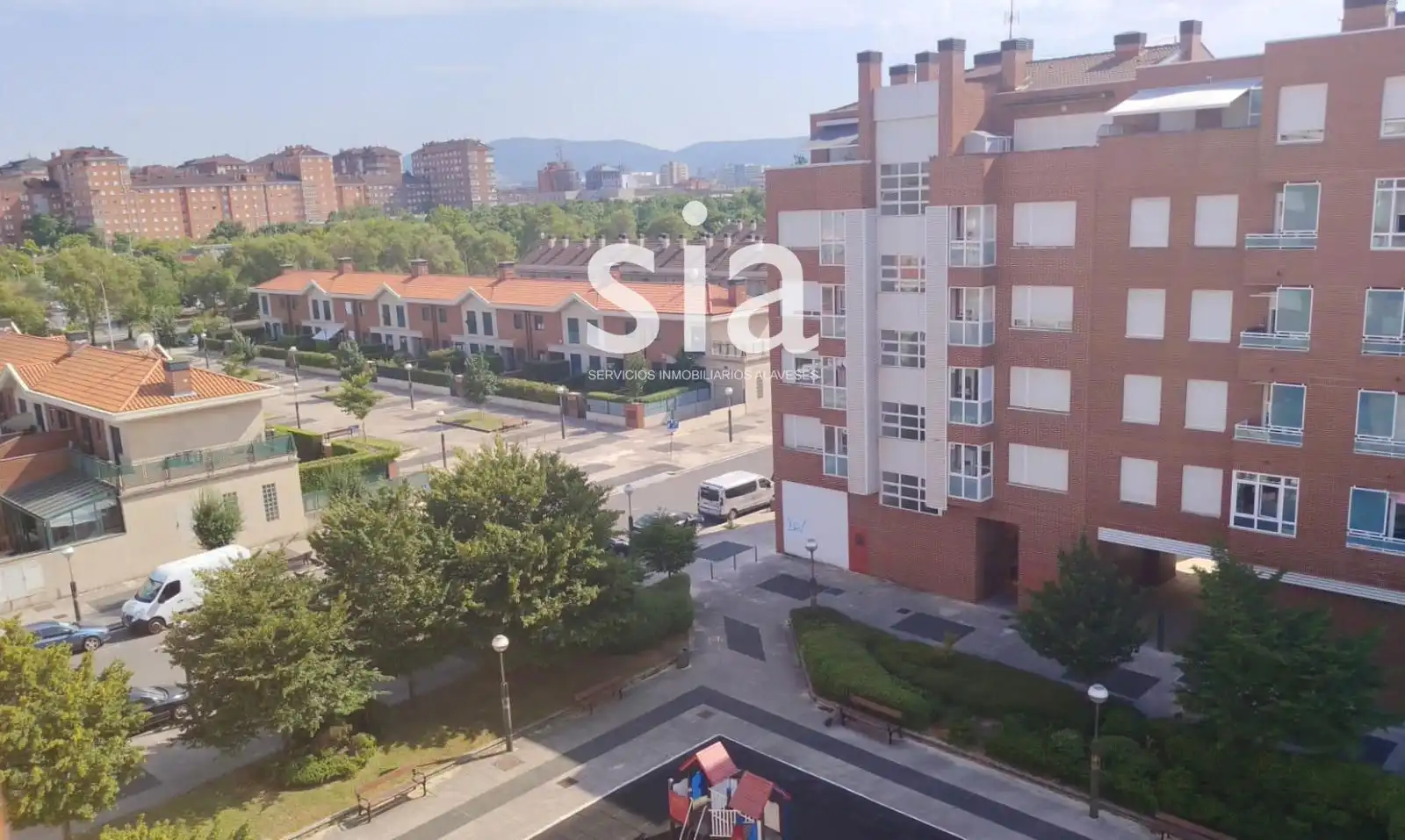 Vista exterior de Ático en venta en Vitoria - Gasteiz con Calefacción, Terraza y Trastero
