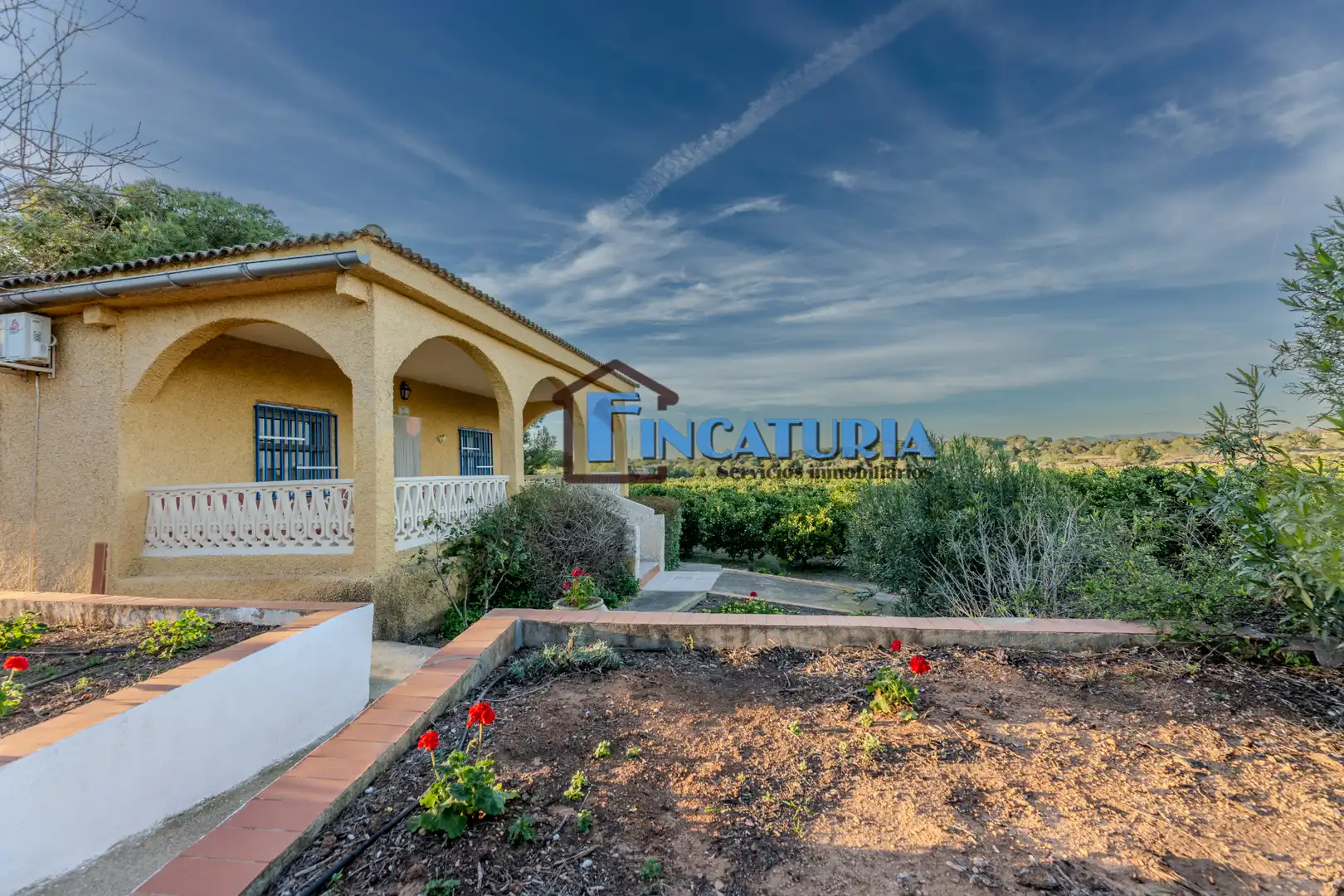 Vista exterior de Finca rústica en venta en Manises con Jardín privado y Terraza