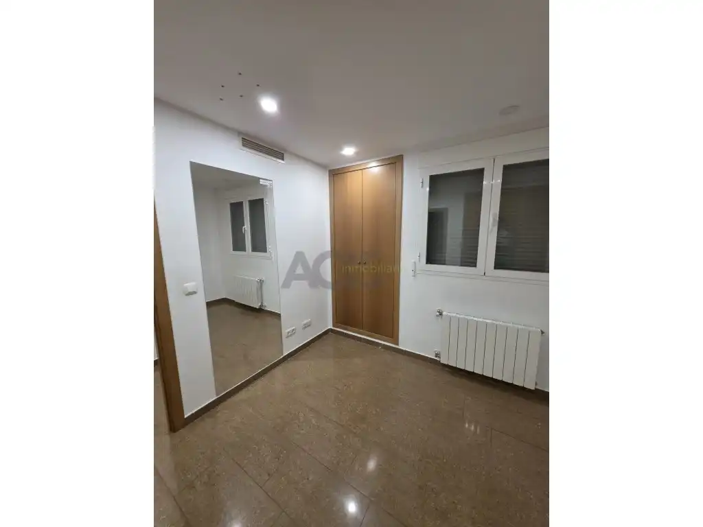 Habitación de Piso de alquiler en Carlet con Aire acondicionado y Balcón