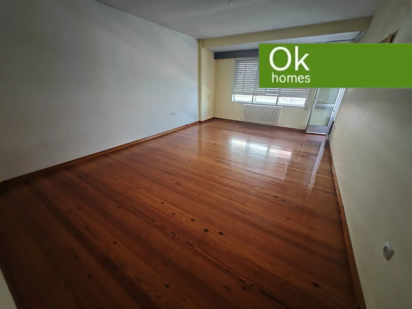 Casa adosada en venda en Arzúa amb Jardí privat, Parquet i Terrassa