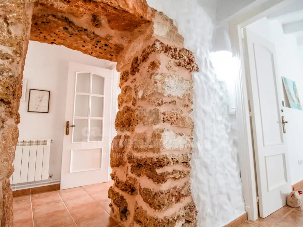 Casa rústica amb piscina en venda a Llucmaçanes, imagen 14