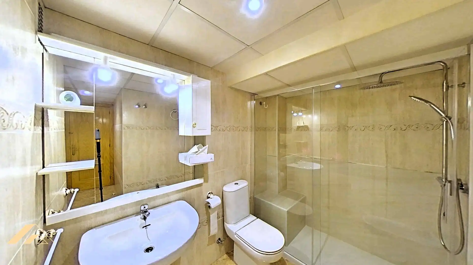 Baño de Piso en venta en San Pedro del Pinatar con Aire acondicionado, Calefacción y Terraza