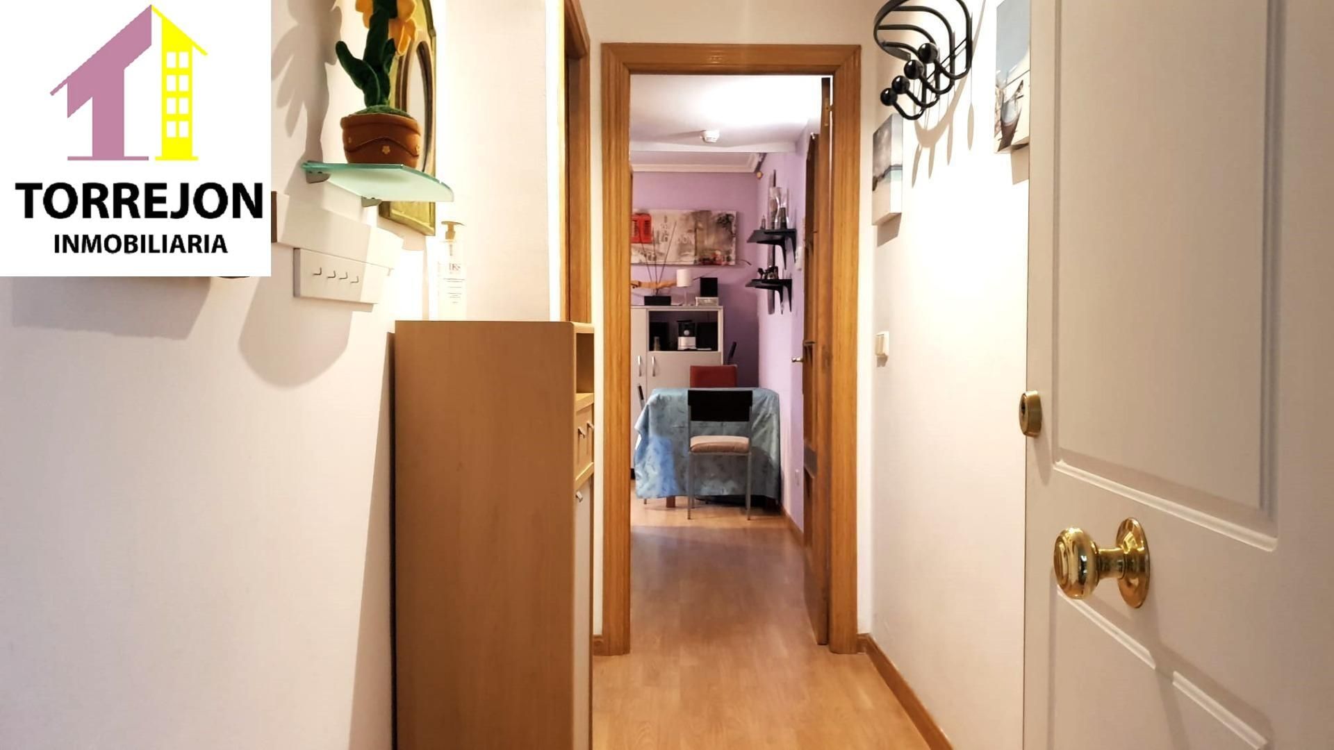 Apartment for sale in Alcalá de Henares  with Air Conditioner and Heating