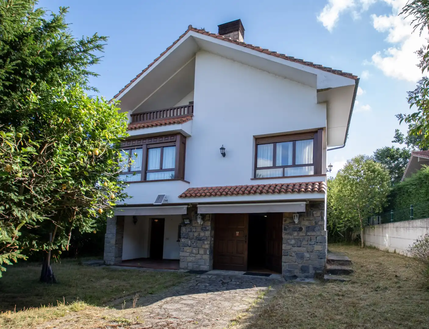 Vista exterior de Casa o chalet en venta en Villaviciosa con Calefacción, Terraza y Trastero