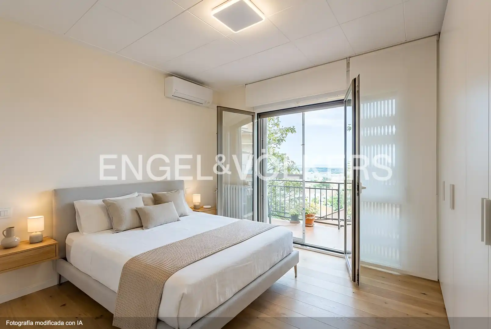 Habitación de Casa o chalet en venta en Viladecans con Calefacción, Jardín privado y Balcón