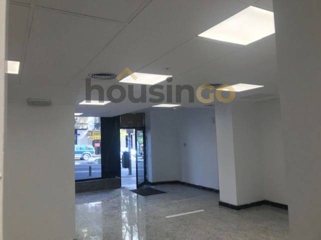 Local comercial en Alquiler en Paseo de Extremadura en Puerta del Ángel