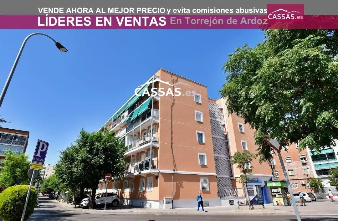 Vista exterior de Piso en venta en Torrejón de Ardoz con Calefacción y Terraza