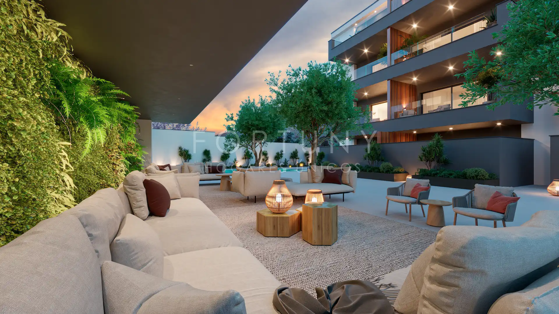 Terrasse von Erdgeschoss zum Verkauf in Fuengirola mit Terrasse, Abstellraum und Gemeinschaftspool