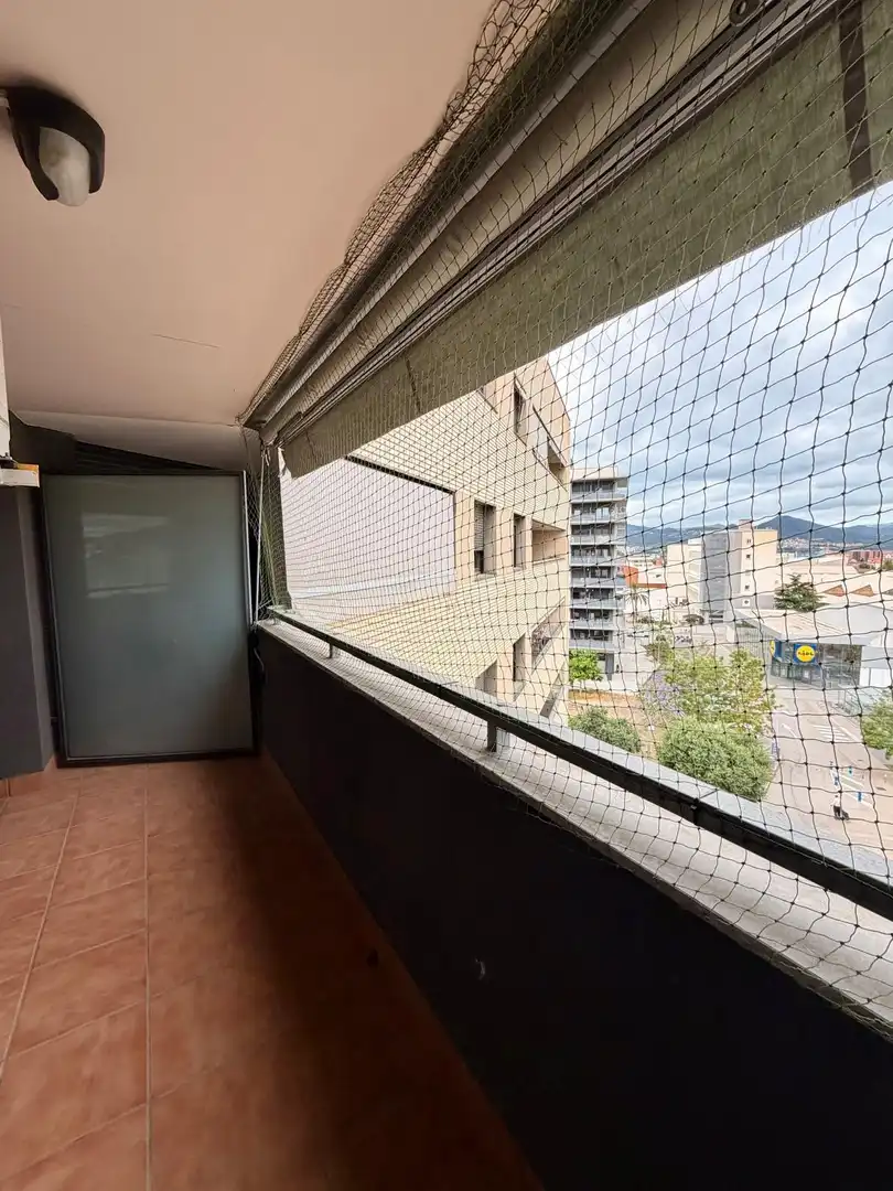 Balcony of Flat for sale in Cornellà de Llobregat  with Air Conditioner, Heating and Parquet flooring
