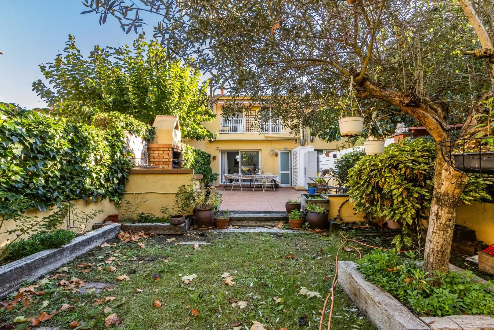 House with garden for sale in Sant Llorenç Savall