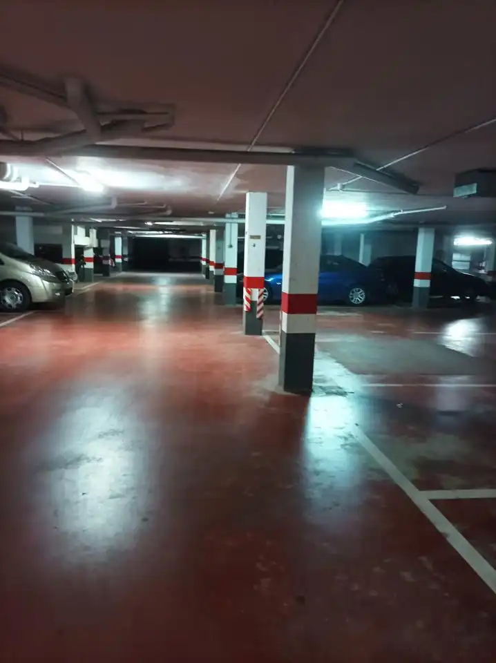 Aparcament en venda a Salesas, imagen 3