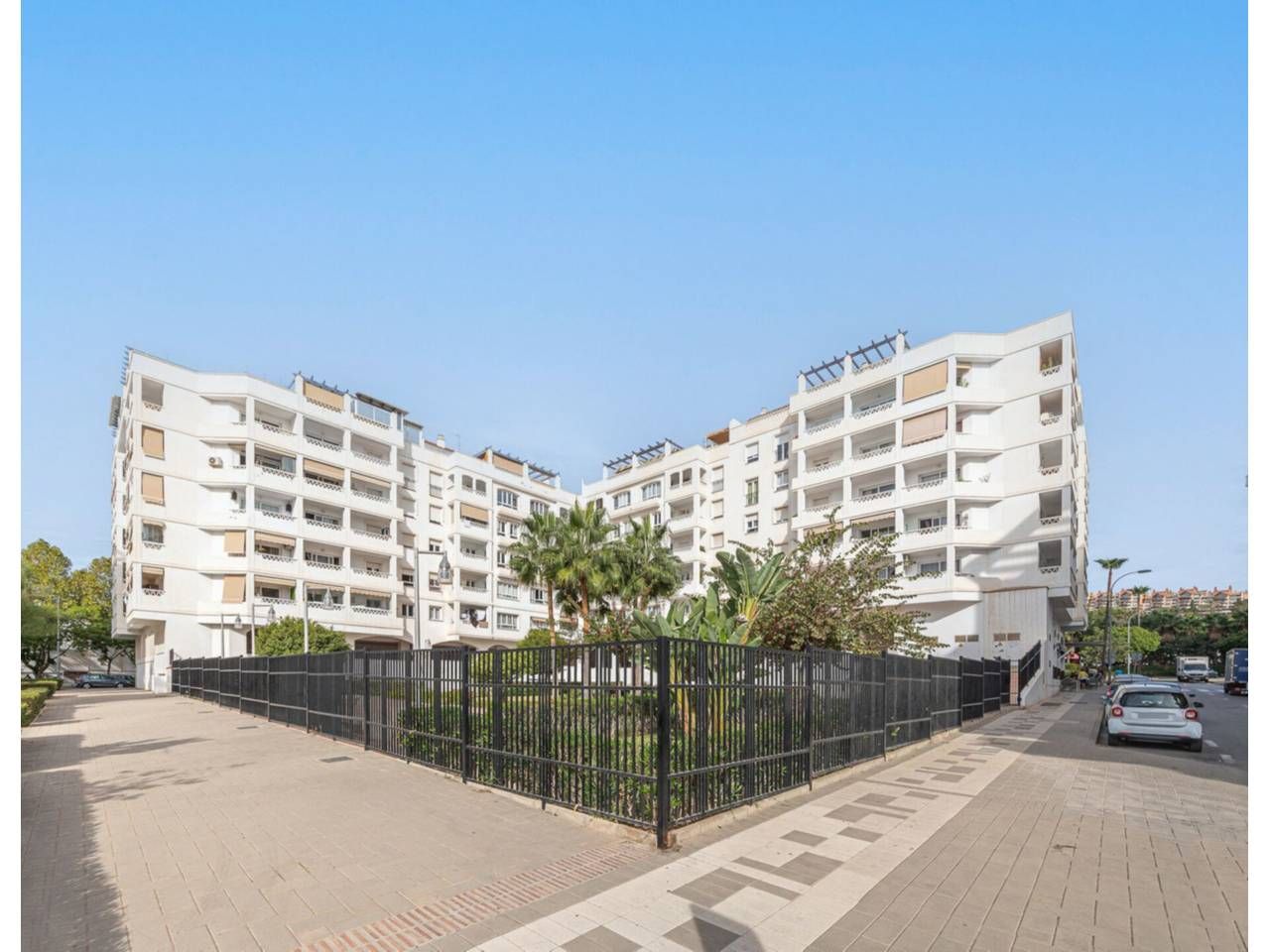 Vista exterior de Piso en venta en Marbella con Terraza