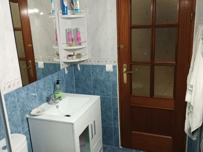 Bathroom of Houses for sale in Utrera  with Air Conditioner, Terrace and Balcony