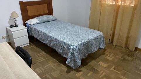 Foto 2 de Piso de alquiler en Calle Conejito de Málaga, 5, La Luz - El Torcal, Málaga Capital