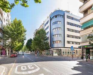 Vista exterior de Àtic en venda en  Granada Capital amb Calefacció, Terrassa i Piscina