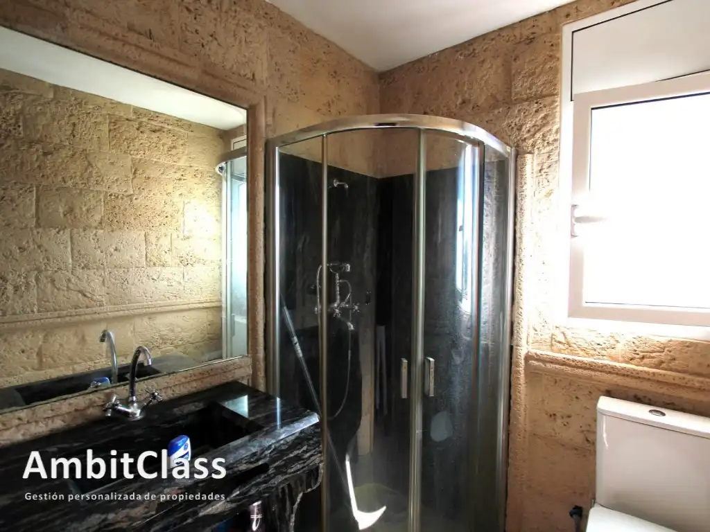 Baño de Casa o chalet en venta en Bigues i Riells del Fai con Jardín privado, Terraza y Piscina