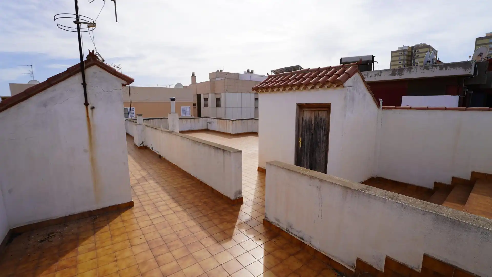 Terrace of Houses for sale in Las Palmas de Gran Canaria  with Air Conditioner, Private garden and Terrace