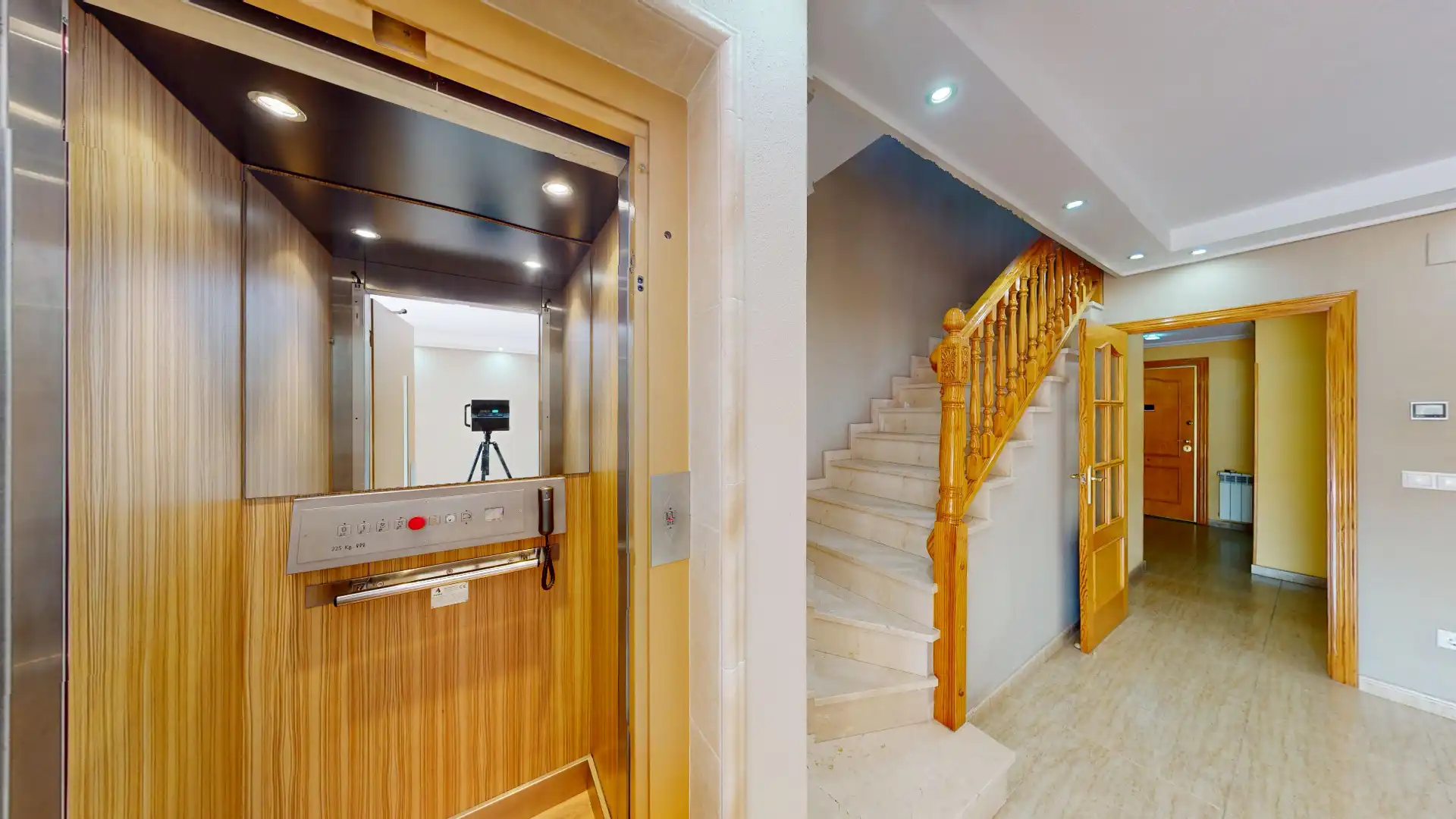 Casa o chalet en venta en Alicante / Alacant con Aire acondicionado, Jardín privado y Terraza