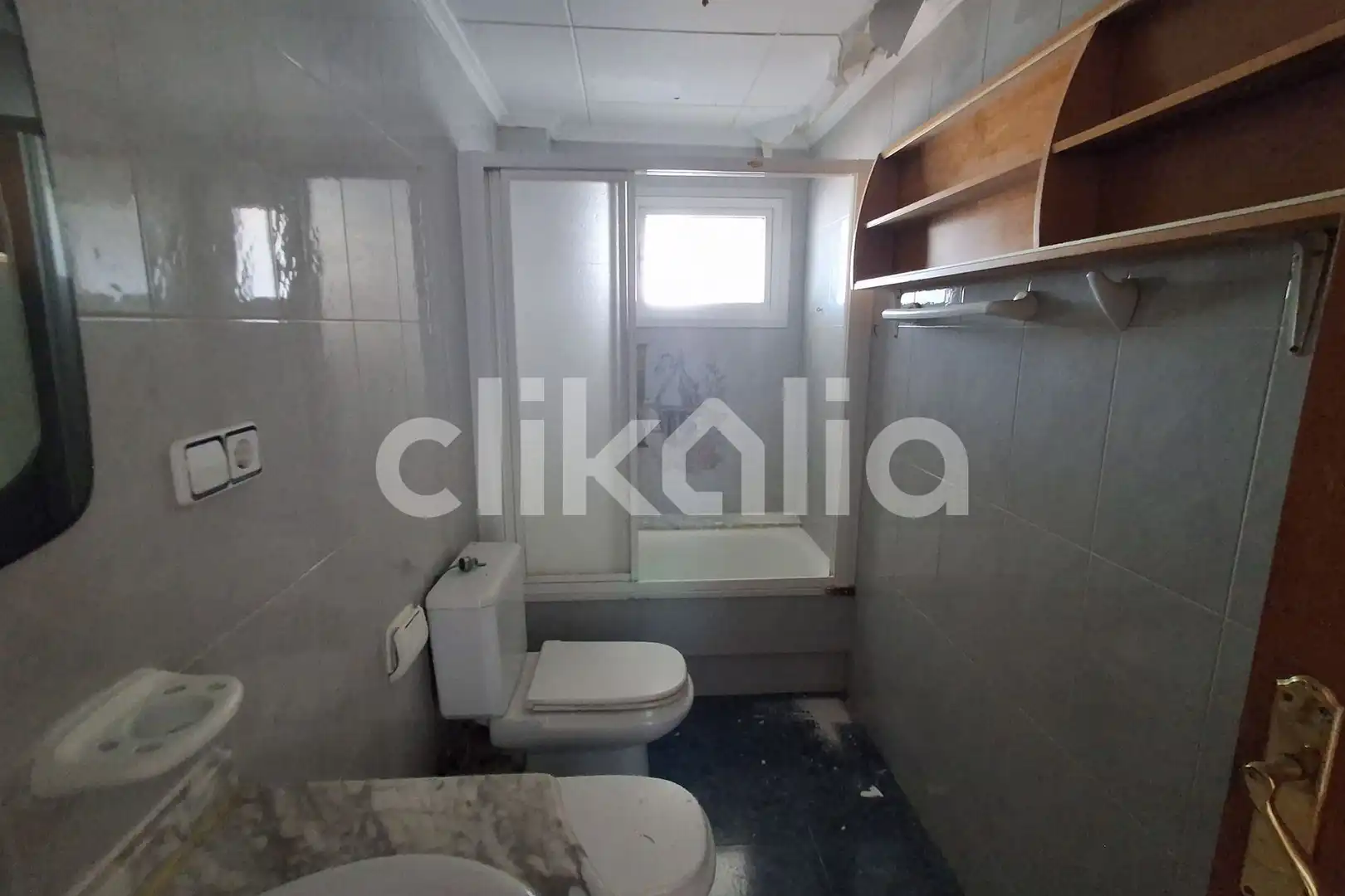 Baño de Piso en venta en Villanueva de Castellón con Aire acondicionado