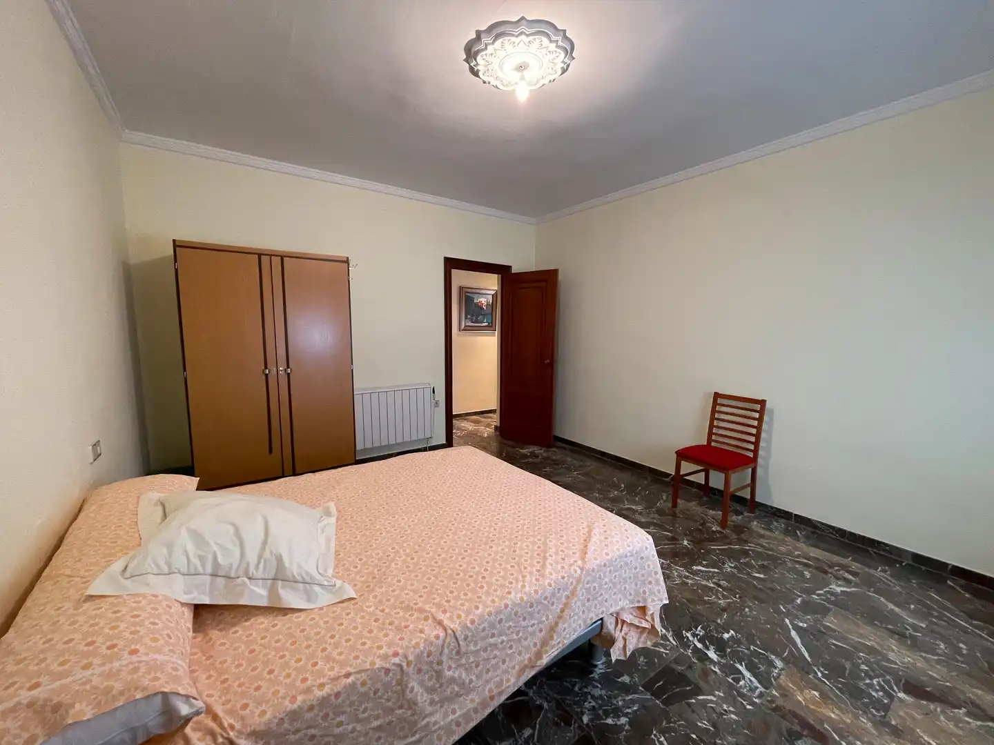 Flat for sale in Rus