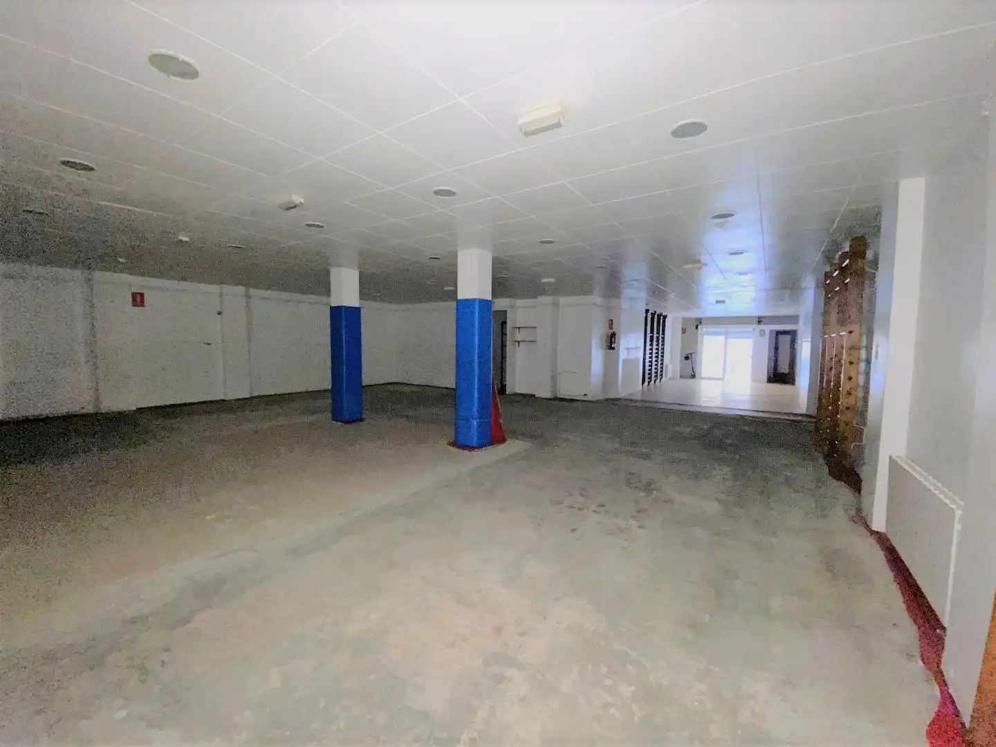 Local en venta en L'Hospitalet de Llobregat