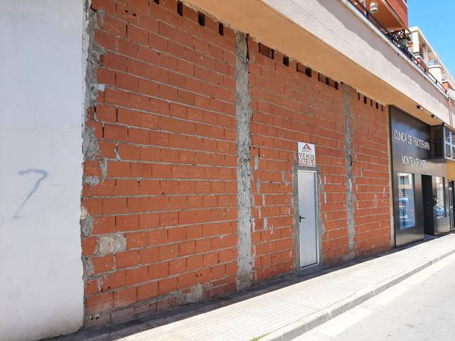 Local comercial en Alquiler en Calle Claveles, 8 en Torreagüera
