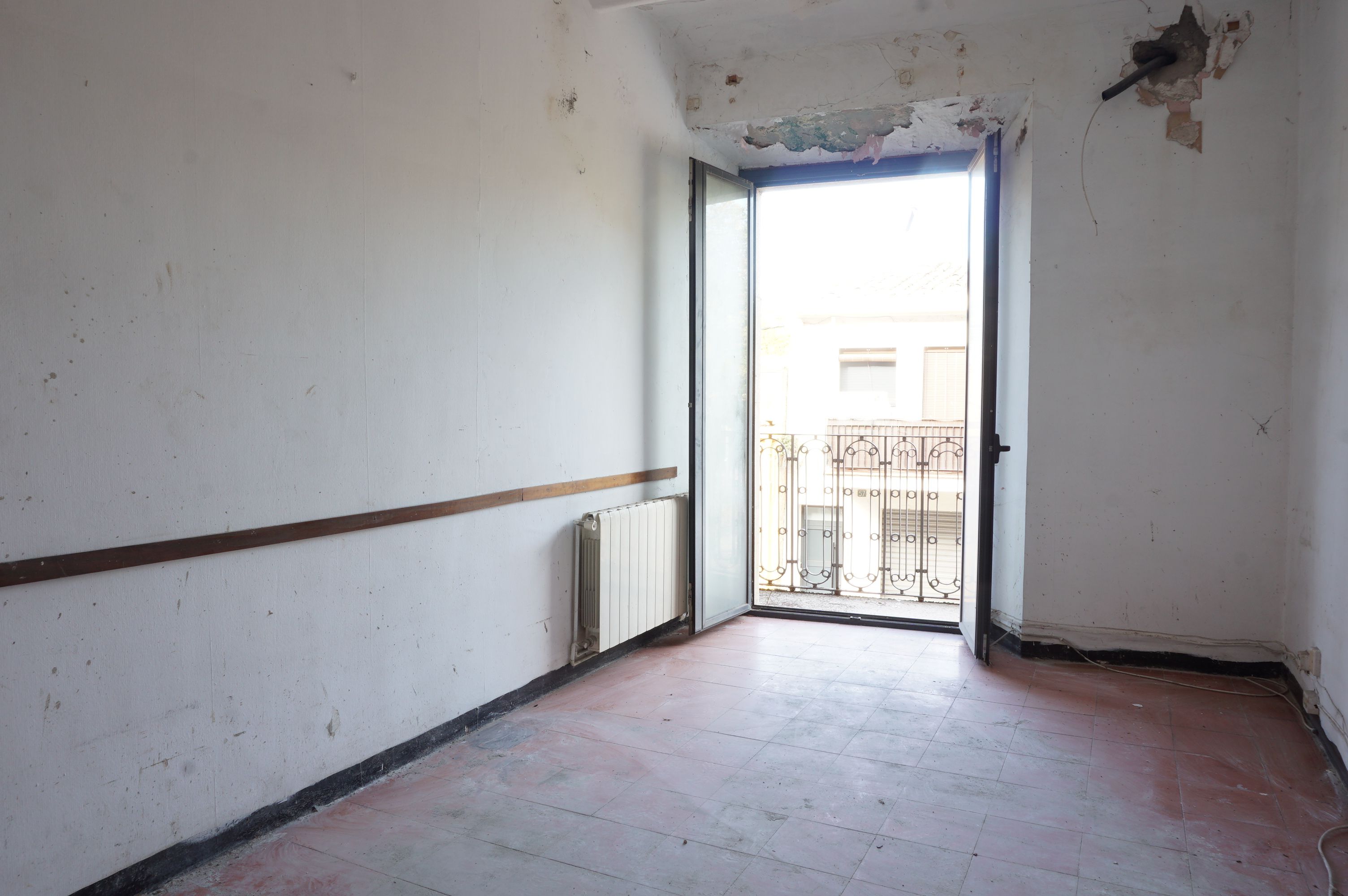 Bedroom of Flat for sale in Girona Capital