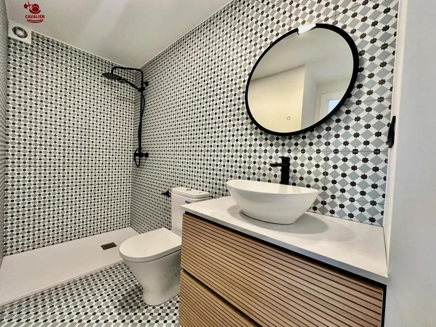 Baño de Casa o chalet en venta en Los Molinos con Aire acondicionado, Calefacción y Jardín privado