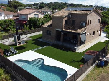 Casa con piscina en venta en Cardedeu