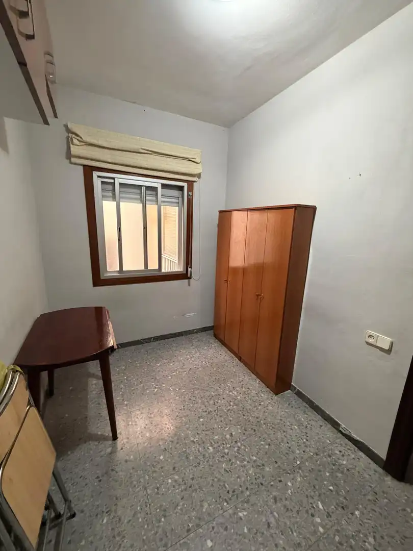 Habitación de Piso en venta en Barcelona con Balcón