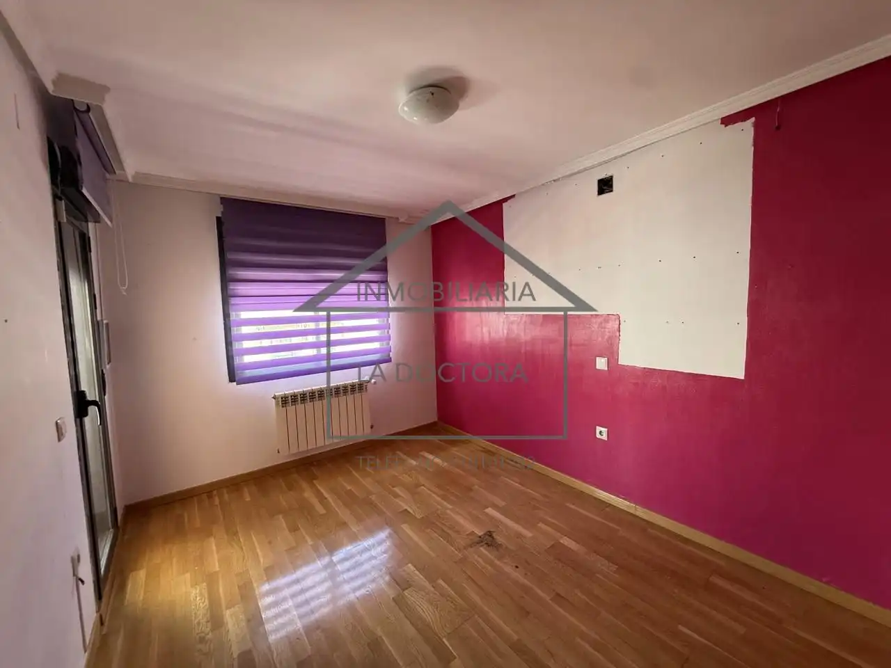Casa adosada en venta en Navalcarnero con Calefacción, Jardín privado y Terraza