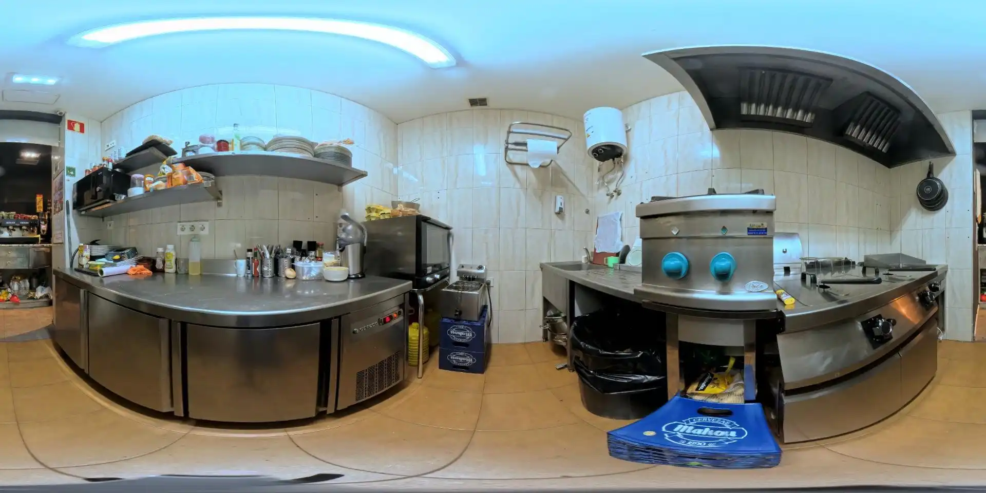 Cocina de Local de alquiler en Gijón  con Aire acondicionado