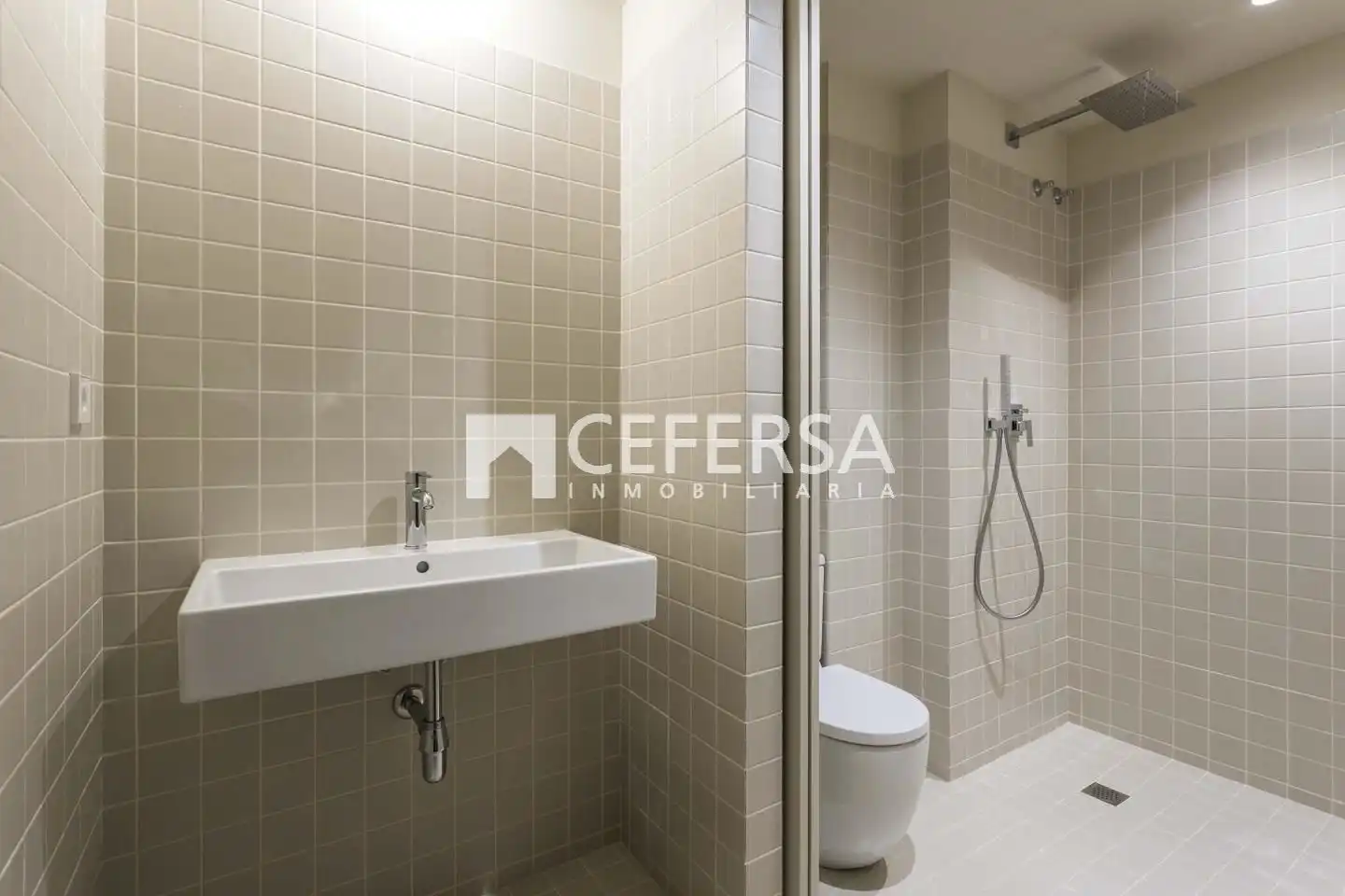 Planta baja en venta en Carrer de Sardenya, Sagrada Família