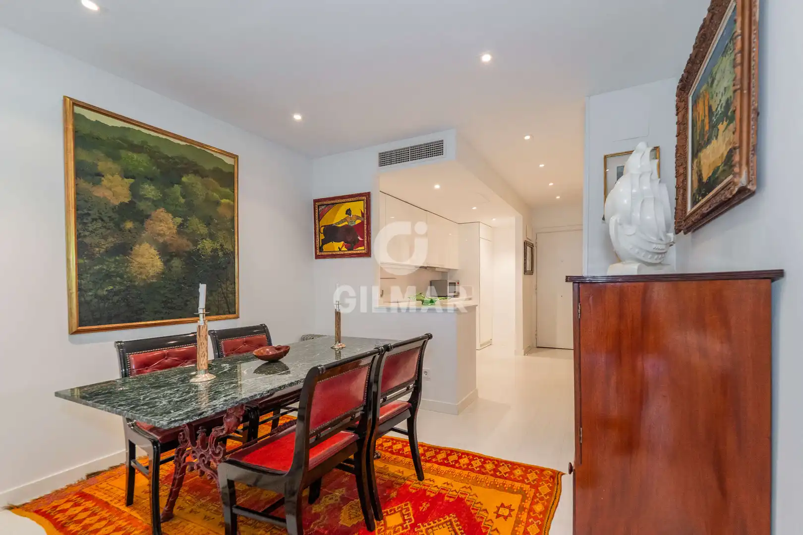 Comedor de Piso en venta en Madrid con Calefacción, Jardín privado y Piscina