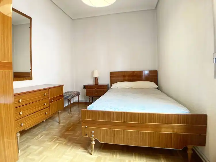 Piso con ascensor en venta en Calle de Valdecanillas, imagen 21