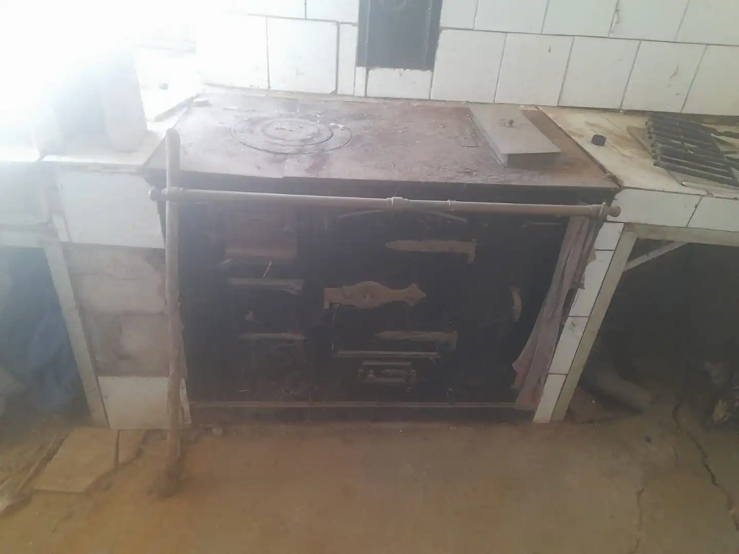 Cocina de Terreno industrial en venta en Villaobispo de Otero