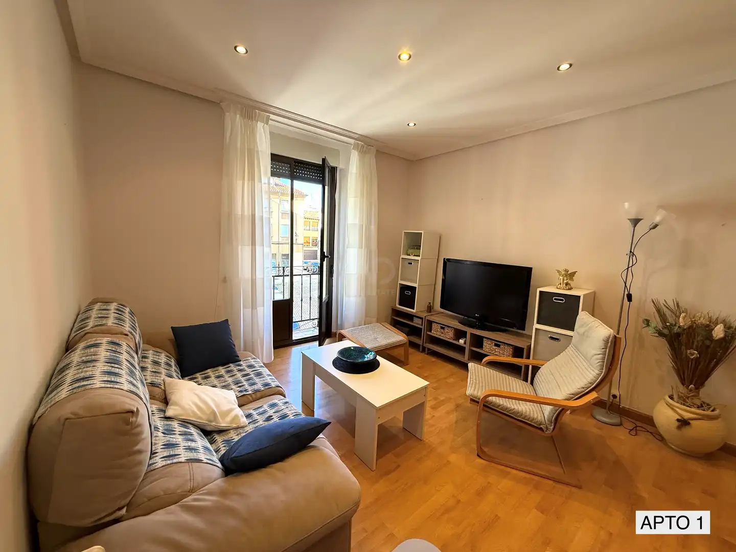 Sala de estar de Edificio en venta en León Capital 