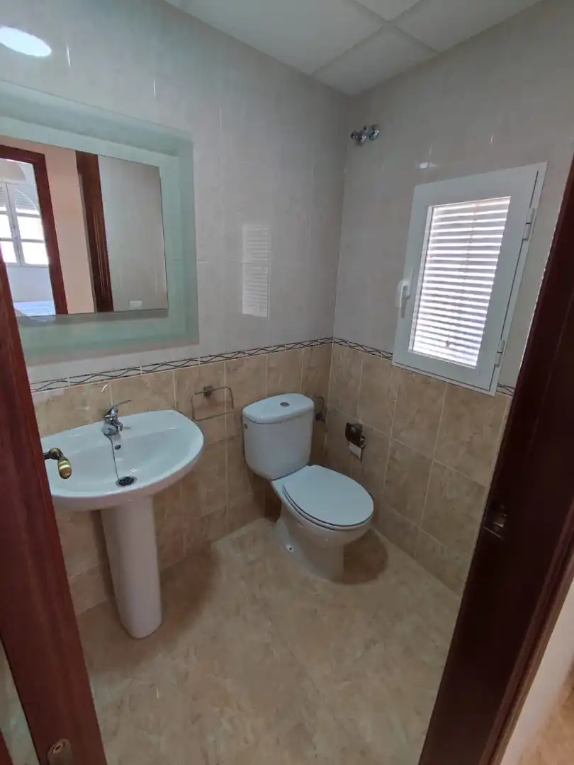 Bathroom of Flat for rent in Lucena  with Terrace, Storage room and Furnished